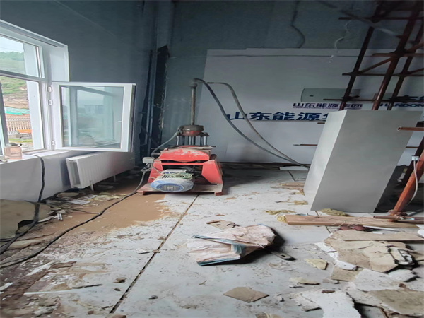 永胜地基基础下沉墙体裂缝加固注浆顶升施工