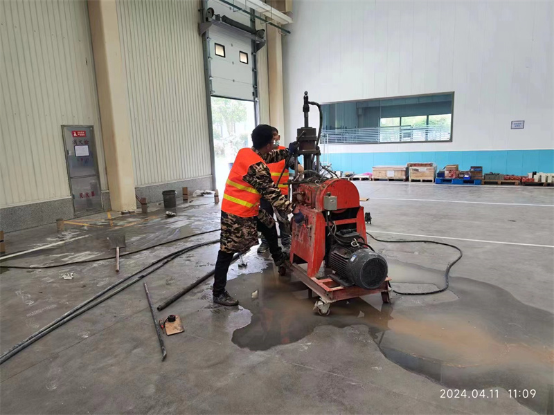 永胜厂房地面下沉塌陷注浆加固施工